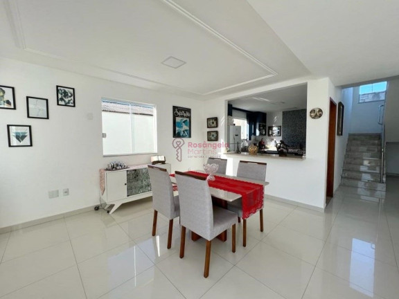 Imagem Casa com 4 Quartos à Venda, em Interlagos - Vila Velha Imagem Casa com 4 Quartos à Venda, em Interlagos - Vila Velha