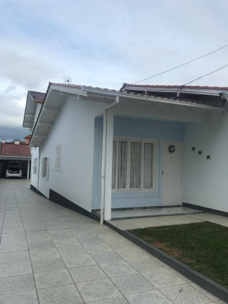 Imagem Casa com 5 Quartos à Venda, 280 m² em Barreiros - São José Imagem Casa com 5 Quartos à Venda, 280 m² em Barreiros - São José