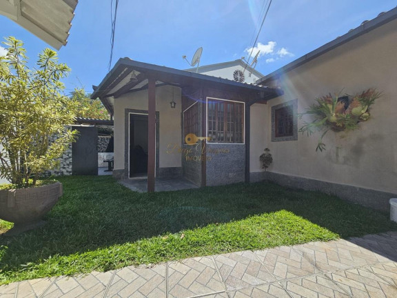 Imagem Casa com 3 Quartos à Venda, 200 m² em Bom Retiro - Teresópolis Imagem Casa com 3 Quartos à Venda, 200 m² em Bom Retiro - Teresópolis