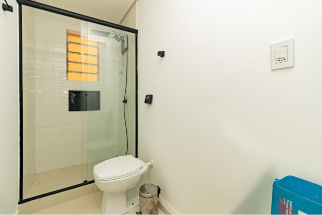 Imagem Imóvel com 1 Quarto à Venda, 61 m² em Navegantes - Porto Alegre Imagem Imóvel com 1 Quarto à Venda, 61 m² em Navegantes - Porto Alegre
