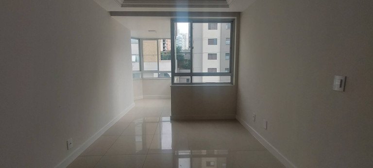 Imagem Apartamento com 3 Quartos à Venda, 96 m² em Centro - Florianópolis Imagem Apartamento com 3 Quartos à Venda, 96 m² em Centro - Florianópolis