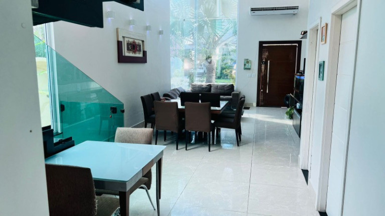 Imagem Casa com 4 Quartos à Venda, 328 m² em Ponta Negra - Manaus Imagem Casa com 4 Quartos à Venda, 328 m² em Ponta Negra - Manaus