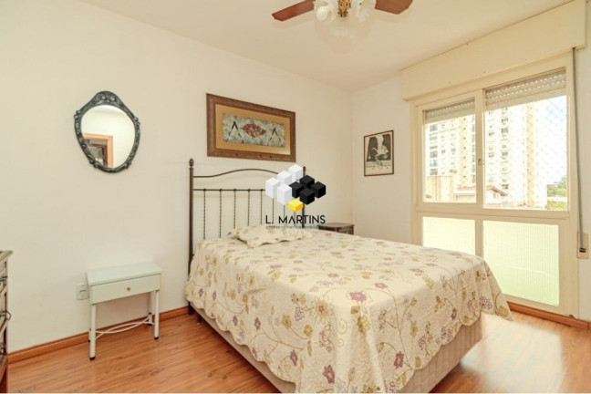 Imagem Apartamento com 2 Quartos à Venda, 74 m² em Passo Da Areia - Porto Alegre Imagem Apartamento com 2 Quartos à Venda, 74 m² em Passo Da Areia - Porto Alegre