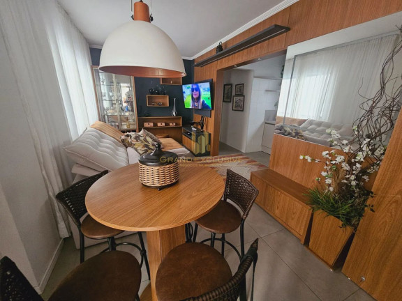 Imagem Apartamento com 3 Quartos à Venda, 89 m² em Centro - Balneário Camboriú Imagem Apartamento com 3 Quartos à Venda, 89 m² em Centro - Balneário Camboriú