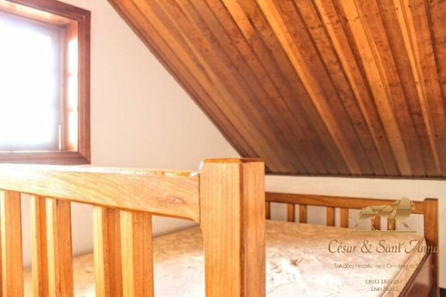 Imagem Casa com 4 Quartos à Venda, 180 m² em Alto Capivari - Campos Do Jordão Imagem Casa com 4 Quartos à Venda, 180 m² em Alto Capivari - Campos Do Jordão