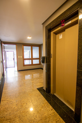 Imagem Apartamento com 2 Quartos à Venda, 134 m² em Petrópolis - Porto Alegre Imagem Apartamento com 2 Quartos à Venda, 134 m² em Petrópolis - Porto Alegre