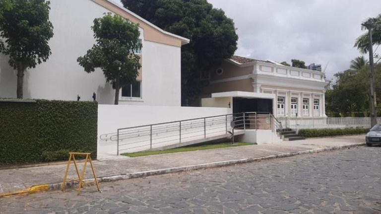 Imagem Casa com 4 Quartos à Venda, 238 m² em Poço Da Panela - Recife