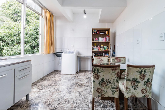 Imagem Apartamento com 3 Quartos à Venda, 75 m² em Higienópolis - Porto Alegre Imagem Apartamento com 3 Quartos à Venda, 75 m² em Higienópolis - Porto Alegre