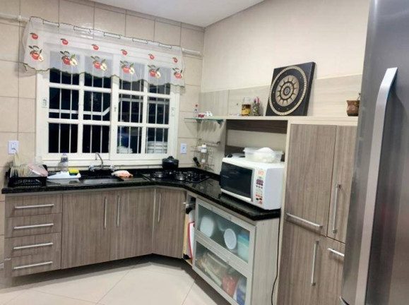 Imagem Casa com 2 Quartos à Venda, 130 m² em Igara - Canoas Imagem Casa com 2 Quartos à Venda, 130 m² em Igara - Canoas