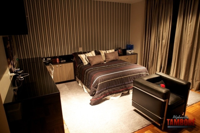 Imagem Casa com 5 Quartos à Venda,  em Melville - Alphaville