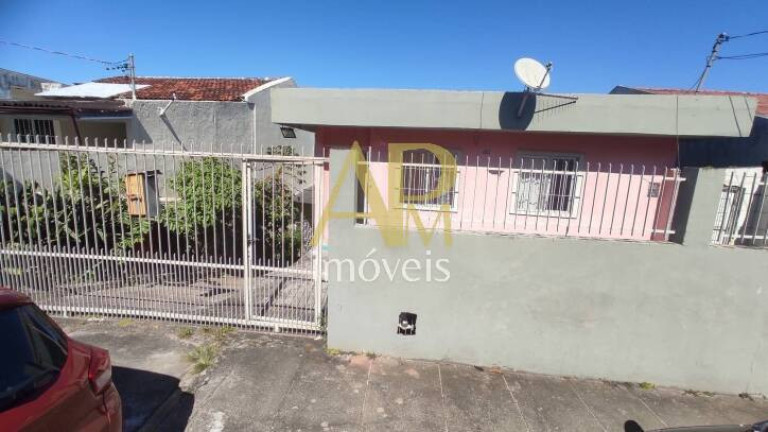 Imagem Casa com 7 Quartos à Venda, 259 m² em Estreito - Florianópolis Imagem Casa com 7 Quartos à Venda, 259 m² em Estreito - Florianópolis