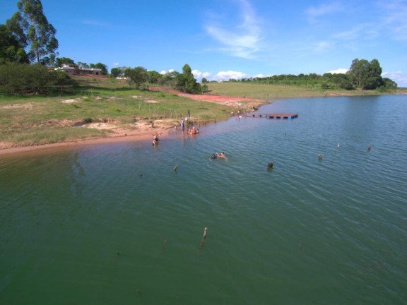 Imagem Chácara com 3 Quartos à Venda, 320 m² em Represa Jurumirim - Piraju