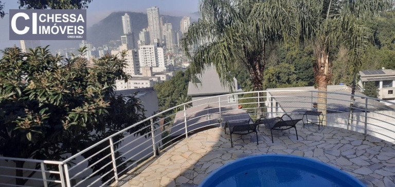 Imagem Sobrado com 5 Quartos à Venda, 516 m² em Fazenda - Itajaí Imagem Sobrado com 5 Quartos à Venda, 516 m² em Fazenda - Itajaí
