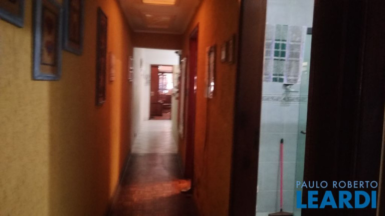 Imagem Casa com 2 Quartos à Venda, 140 m² em Campestre - Santo André Imagem Casa com 2 Quartos à Venda, 140 m² em Campestre - Santo André