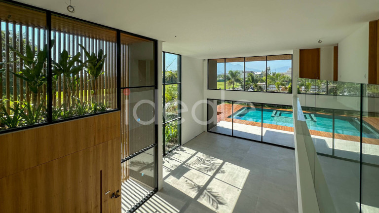Imagem Casa de Condomínio com 5 Quartos à Venda,  em Barra Da Tijuca - Rio De Janeiro