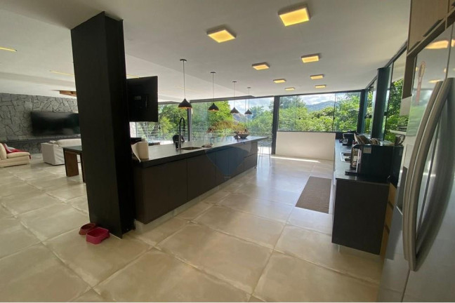 Imagem Casa com 5 Quartos à Venda, 600 m² em Itanhangá - Rio De Janeiro Imagem Casa com 5 Quartos à Venda, 600 m² em Itanhangá - Rio De Janeiro