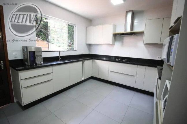 Imagem Casa com 4 Quartos à Venda, 517 m² em Rebouças - Curitiba Imagem Casa com 4 Quartos à Venda, 517 m² em Rebouças - Curitiba