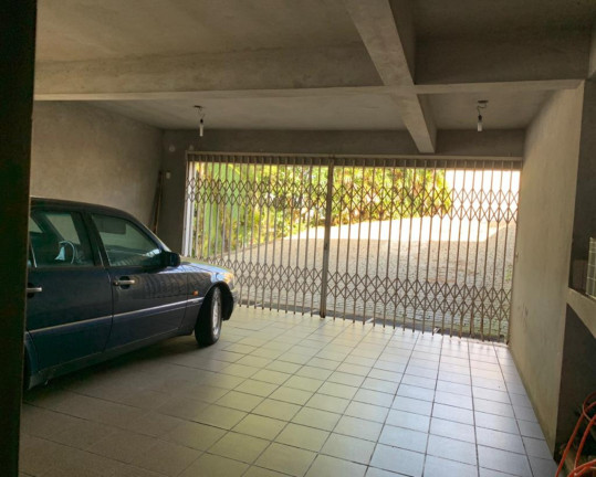 Imagem Casa com 3 Quartos à Venda, 220 m² em Saguaçu - Joinville