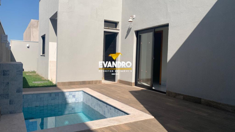 Casa com 3 Quartos à Venda, 250 m² em Condomínio Primor Das Torres - Cuiabá