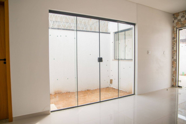Imagem Sobrado com 3 Quartos à Venda, em Jardim Oásis - Taubaté Imagem Sobrado com 3 Quartos à Venda, em Jardim Oásis - Taubaté