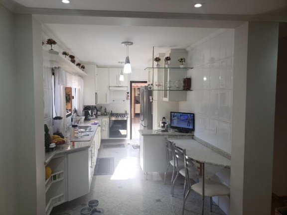 Imagem Casa com 7 Quartos à Venda, 450 m² em Jardim Iva - São Paulo