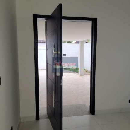 Imagem Casa com 4 Quartos à Venda, 247 m² em Jardim Virgínia - Guarujá Imagem Casa com 4 Quartos à Venda, 247 m² em Jardim Virgínia - Guarujá
