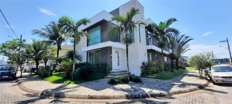 Imagem Sobrado com 4 Quartos à Venda, 860 m² em Massaguaçu - Caraguatatuba Imagem Sobrado com 4 Quartos à Venda, 860 m² em Massaguaçu - Caraguatatuba