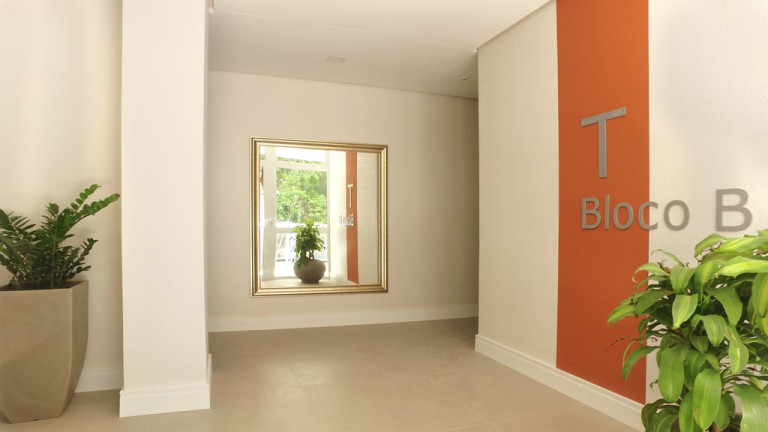 Imagem Apartamento com 2 Quartos à Venda, 57 m² em Santo Antônio - Porto Alegre Imagem Apartamento com 2 Quartos à Venda, 57 m² em Santo Antônio - Porto Alegre