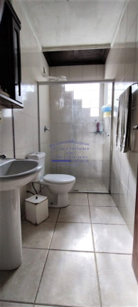 Imagem Casa com 2 Quartos à Venda, 117 m² em Cavalhada - Porto Alegre Imagem Casa com 2 Quartos à Venda, 117 m² em Cavalhada - Porto Alegre