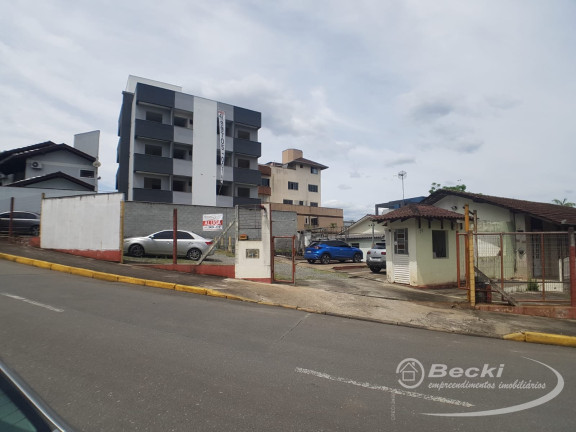 Imagem Imóvel à Venda, 100 m² em Saguaçu - Joinville Imagem Imóvel à Venda, 100 m² em Saguaçu - Joinville