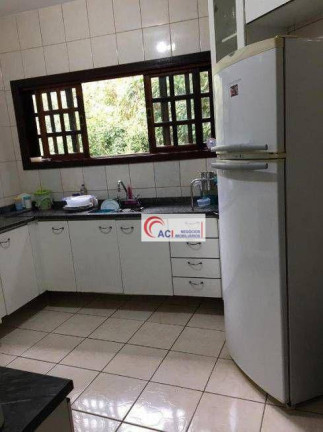 Imagem Casa com 4 Quartos à Venda, 300 m² em Vila Verde - Itapevi Imagem Casa com 4 Quartos à Venda, 300 m² em Vila Verde - Itapevi