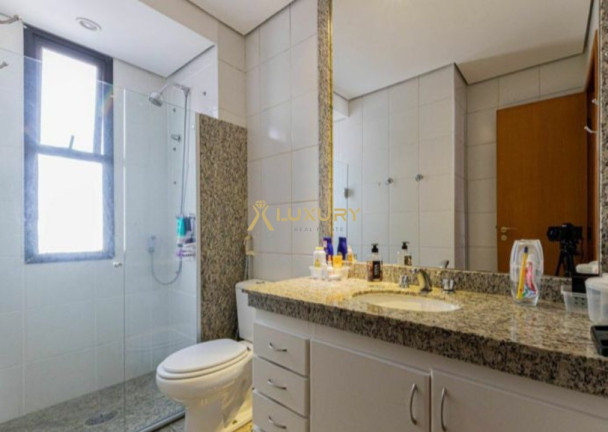 Imagem Imóvel com 3 Quartos à Venda, 135 m² em Belvedere - Belo Horizonte Imagem Imóvel com 3 Quartos à Venda, 135 m² em Belvedere - Belo Horizonte