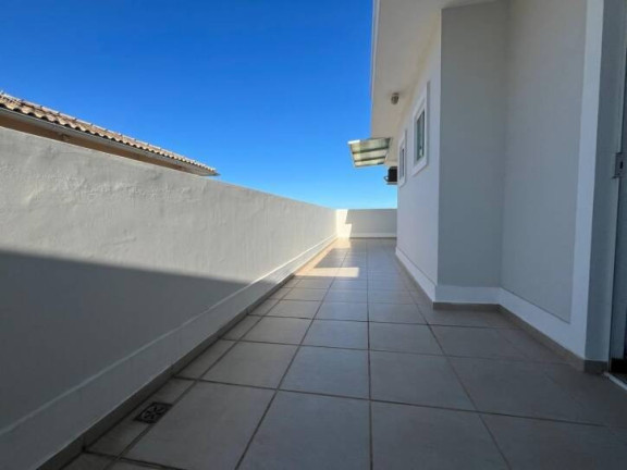 Imagem Cobertura com 3 Quartos à Venda, 130 m² em Centro - São Pedro Da Aldeia
