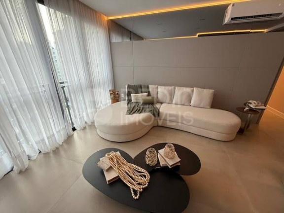 Imagem Apartamento com 4 Quartos à Venda, 149 m² em Centro - Balneário Camboriú Imagem Apartamento com 4 Quartos à Venda, 149 m² em Centro - Balneário Camboriú