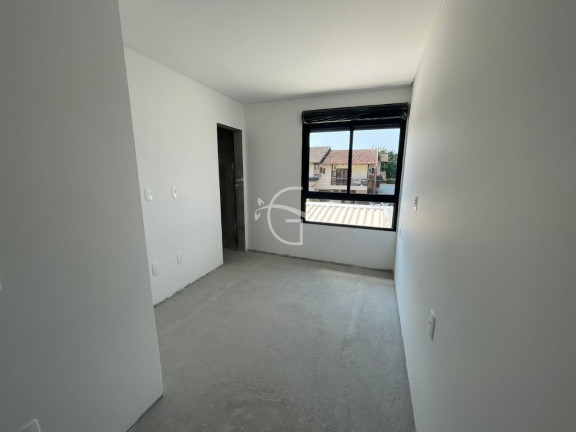 Imagem Casa com 3 Quartos à Venda, 190 m² em Santo Antônio - Joinville