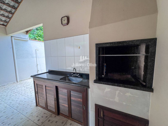 Imagem Casa com 3 Quartos à Venda, 145 m² em Barra Do Sai - Itapoá