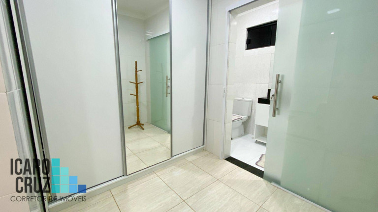 Imagem Casa com 5 Quartos à Venda, 309 m² em Itapuã - Salvador