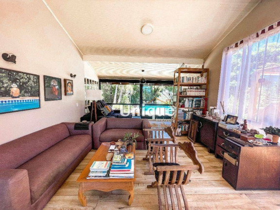 Imagem Casa com 3 Quartos à Venda, 180 m² em Ferradura - Armação Dos Búzios Imagem Casa com 3 Quartos à Venda, 180 m² em Ferradura - Armação Dos Búzios