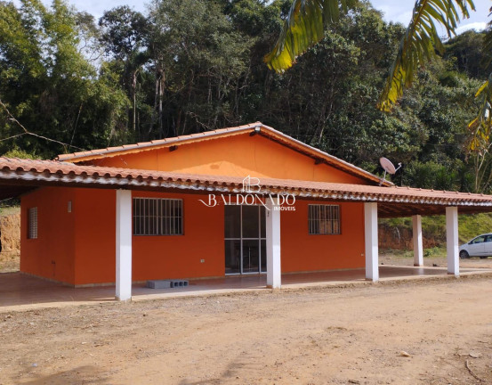 Imagem Fazenda à Venda, 2.800 m² em Centro - Extrema Imagem Fazenda à Venda, 2.800 m² em Centro - Extrema