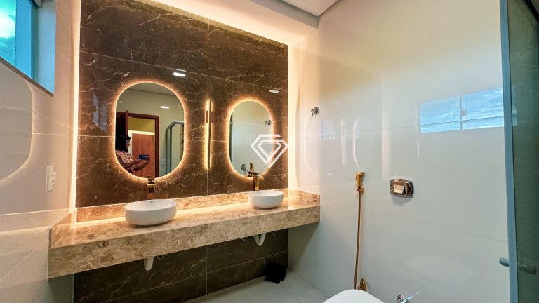 Imagem Casa com 3 Quartos à Venda, 153 m² em Plano Diretor Sul - Palmas Imagem Casa com 3 Quartos à Venda, 153 m² em Plano Diretor Sul - Palmas