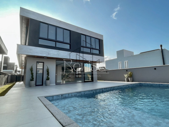 Imagem Casa com 4 Quartos à Venda, 285 m² em Santa Regina - Camboriú