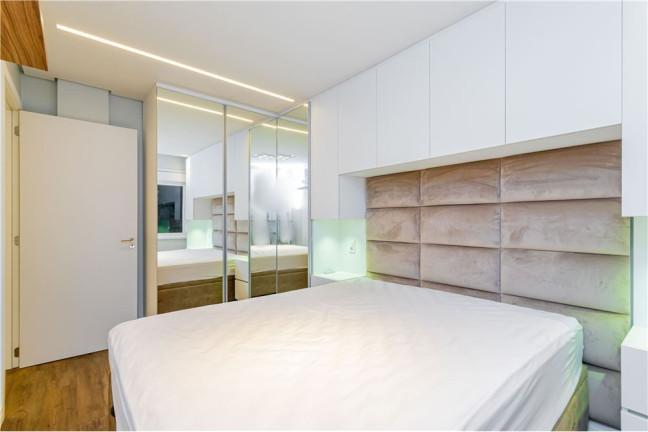 Imagem Imóvel com 1 Quarto à Venda, em Menino Deus - Porto Alegre Imagem Imóvel com 1 Quarto à Venda, em Menino Deus - Porto Alegre