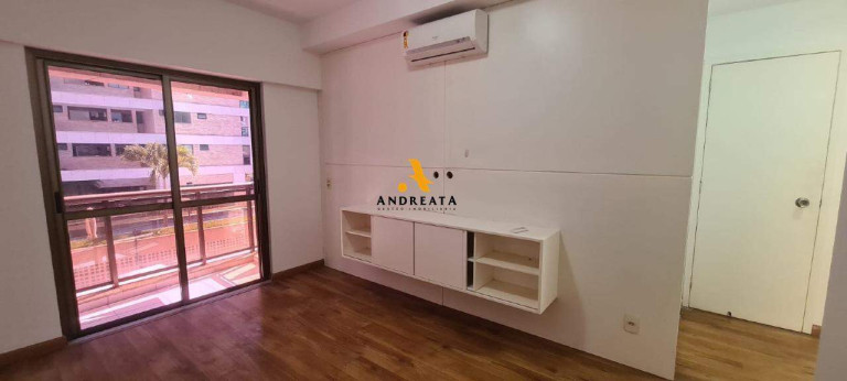 Imagem Apartamento com 4 Quartos para Alugar, 140 m² em Barra Da Tijuca - Rio De Janeiro Imagem Apartamento com 4 Quartos para Alugar, 140 m² em Barra Da Tijuca - Rio De Janeiro