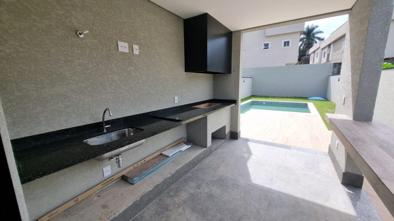Imagem Casa com 3 Quartos à Venda, 130 m² em Jardim Do Lago - Atibaia Imagem Casa com 3 Quartos à Venda, 130 m² em Jardim Do Lago - Atibaia