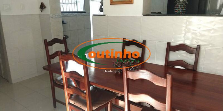 Imagem Casa com 3 Quartos à Venda, 160 m² em Tijuca - Rio De Janeiro Imagem Casa com 3 Quartos à Venda, 160 m² em Tijuca - Rio De Janeiro
