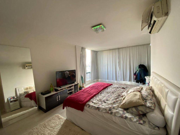 Imagem Apartamento com 3 Quartos à Venda, 275 m² em Vila Valqueire - Rio De Janeiro