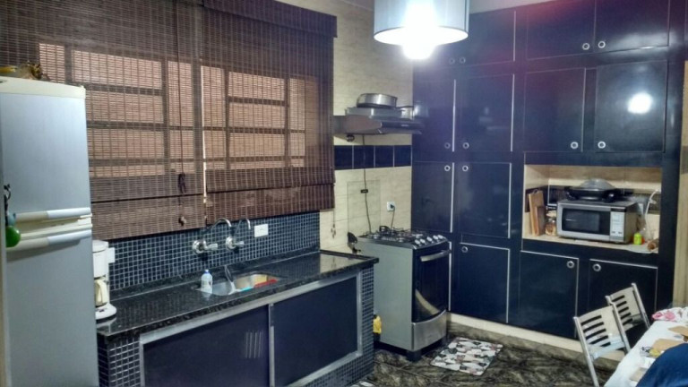 Imagem Sobrado com 2 Quartos à Venda, 132 m² em Vila Eldízia - Santo André
