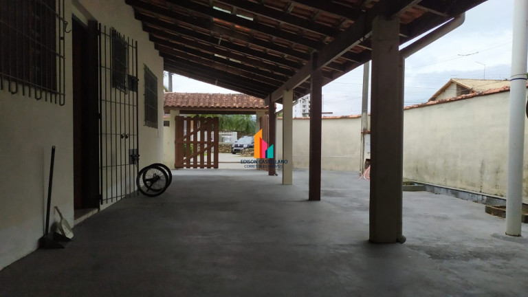 Imagem Casa com 3 Quartos à Venda, 257 m² em Parque Balneário Poiares - Caraguatatuba Imagem Casa com 3 Quartos à Venda, 257 m² em Parque Balneário Poiares - Caraguatatuba