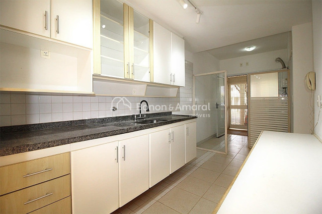 Imagem Casa de Condomínio com 3 Quartos à Venda, 220 m² em Loteamento Alphaville Campinas - Campinas Imagem Casa de Condomínio com 3 Quartos à Venda, 220 m² em Loteamento Alphaville Campinas - Campinas
