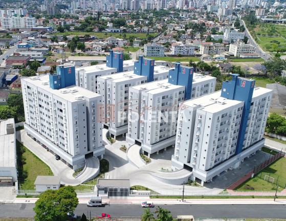 Apartamento com 2 Quartos à Venda, 61 m² em Pinheirinho - Criciúma